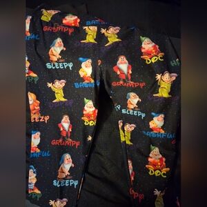 Disney 7 Dwarfs Leggings